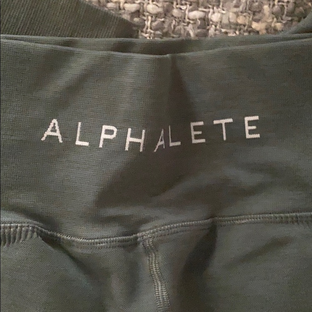 Alphalete Halo leggings Urban Chic